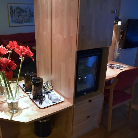 Hotell Arjaeng Экстерьер фото
