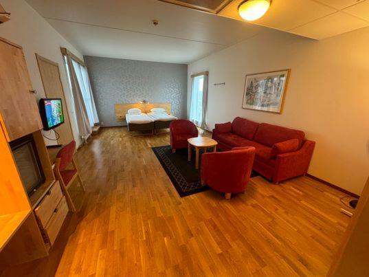 Hotell Arjaeng Экстерьер фото