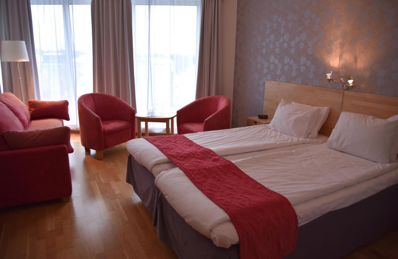 Hotell Arjaeng Экстерьер фото