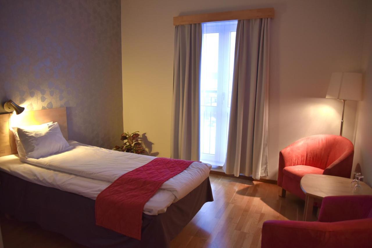 Hotell Arjaeng Экстерьер фото